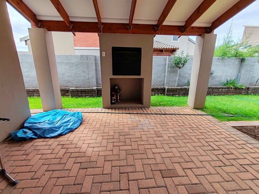 4 Bedroom Property for Sale in Grimbeeck Park North West